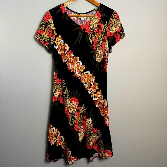 Hilo Hattie The Hawaiian Original Tropical Floral Mumu Dress Lightweight Large - Picture 1 of 12